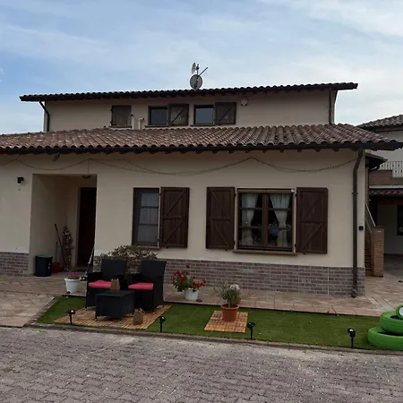 Vakantiehuis Fra Gli Ulivi